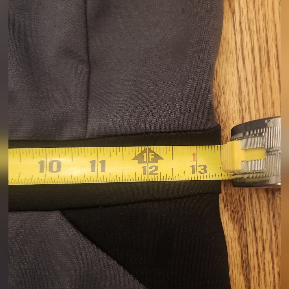 ECI, Women's Size 4 Dress, Wonderful Condition - Picture 4 of 7